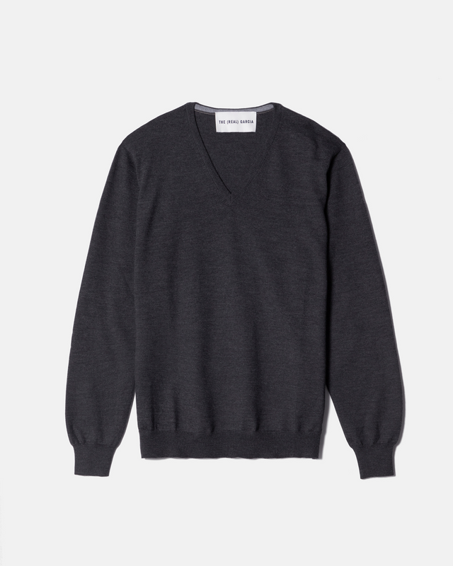 FRAME V-NECK DARK GREY