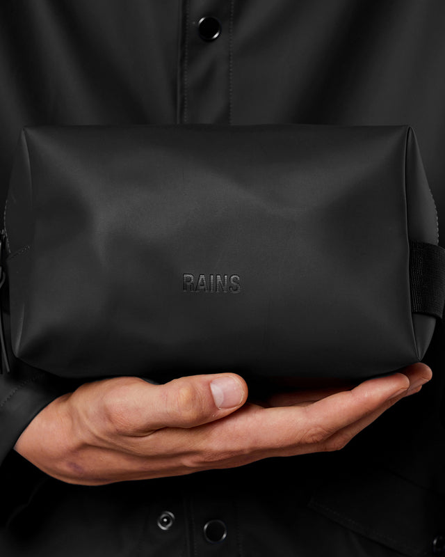 WASH BAG SMALL BLACK