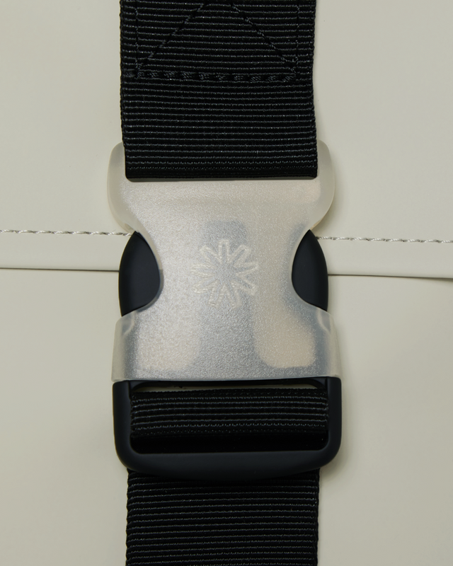 BUCKLE MSN BAG LIGHT GREY
