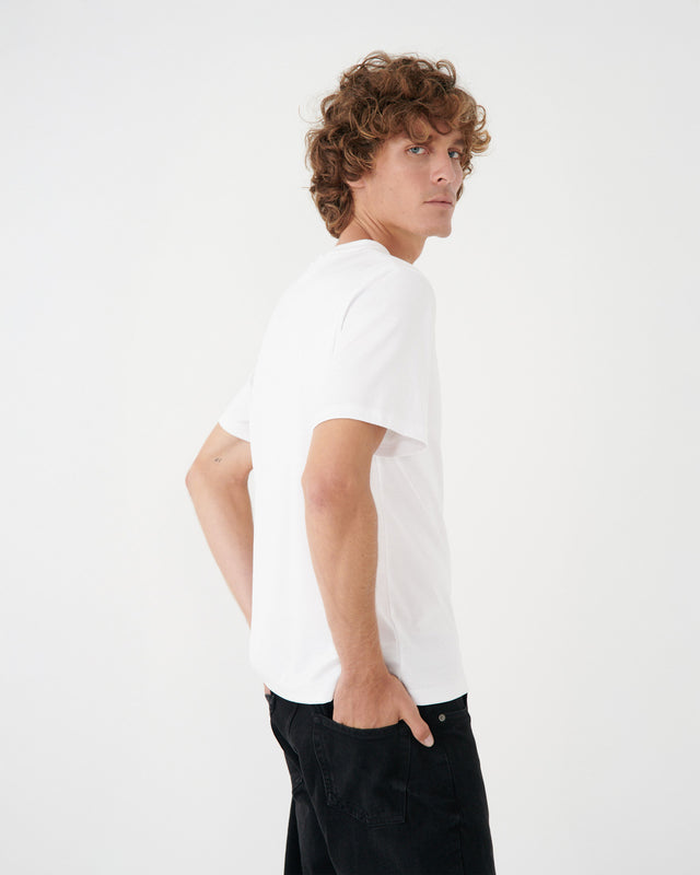 CAMISETA DE ALGODON PREMIUM CON CUELLO REDONDO BLANCA