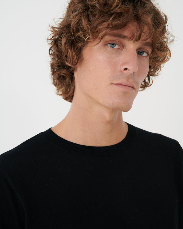 CAMISETA DE ALGODÓN Y CASHMERE REGULAR FIT MANGA LARGA NEGRA