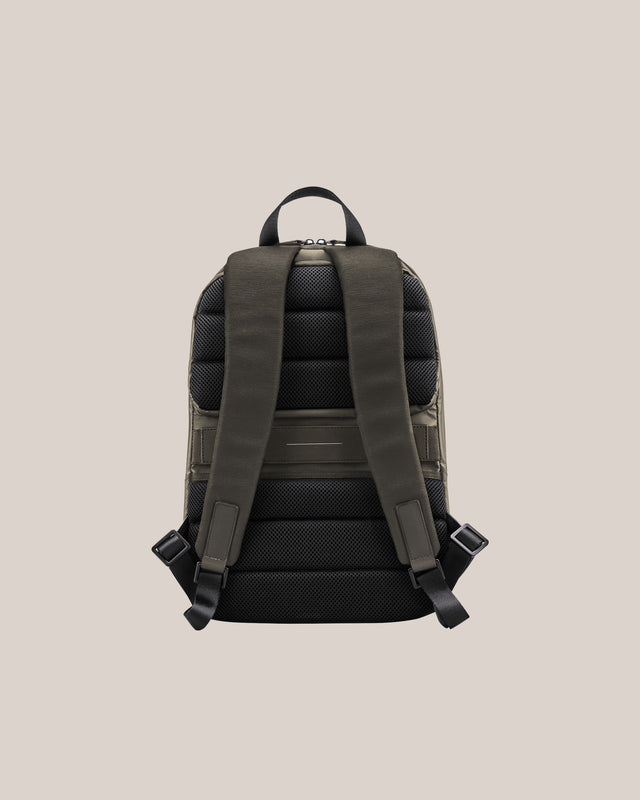Gion Backpack Pro M MILITARY GREEN